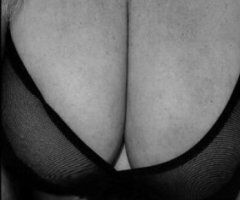 Voluptuous Vivacious Blonde BBW Nympho Hewitt Waco - Image 6