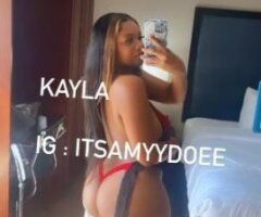 Light Skin 🥰With Amazing Body💋Cum Enjoy This Wet Kitty💋😘 - Image 2