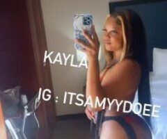 Light Skin 🥰With Amazing Body💋Cum Enjoy This Wet Kitty💋😘 - Image 4