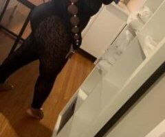 Pretty Face,Fat Ass,Wet Ass Pussy💕 Come See What You Been Missing 🥰 - Image 3
