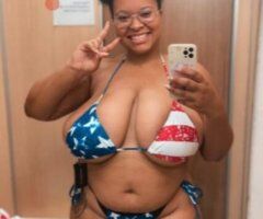 Hello Lovers Your favorite bbw Available In Town 🤙🏽 Facetime fun⭐Sexting⭐Videos 💦 2girl special 💦 sexting,dick rating, incall and outcall also carcall 🎀 $40 DEPOSIT MUST FOR ALL DATES - Image 8