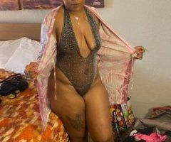 sexy exotic slut me out 😼😼 - Image 2