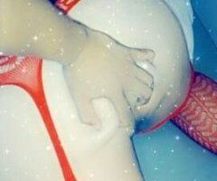 Can I set on your lap with no panties on - Image 7