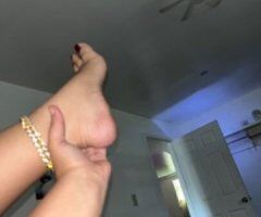 feet videos and feet pics avaliable