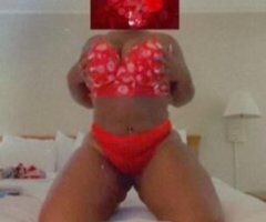 SUPA FAT AXX 😊leaving by morning 🍑favorite playmate 🐰new here👌 lakyerrai_red♥Happy saturday ❤tuscaloosa 🚗