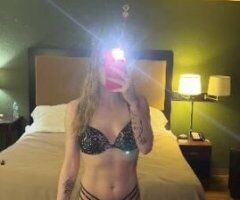 Hmu for a good time 💋 - Image 3