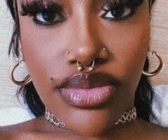 You like them freaky ass hoes Daddy 😋. Here for a good time not a long time. - 29 - Image 4