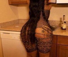 New in town Sexy Thick Babe