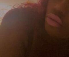 2 girls available I aim to please ill give you what you need hot horny party friendly