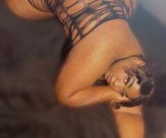 ARRIVING TOMORROW 💗2 GIRL BBW DUO (LATINA & EBONY) TOP NOTCH SERVICE 🍾 & KING TREATMENT 👑 - Image 9