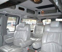 UNDER 25.... BIG DIKS & handsome young guys! CAR pick up! TEXT UR AGE and PHOTO - Image 2