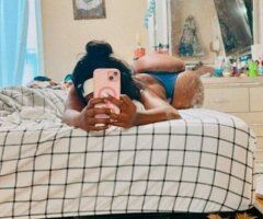 🍫 Curvy Delight Awaits in Bloomington 💋