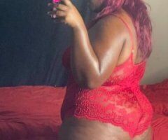 Thick Temptation Awaits 🍑💦 Let's Dive In! 😘💋 - Image 7