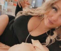 🔥 Blonde Tease with 36DD's Ready to Play 💋😘