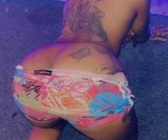 Dive into Kayla's Wet Wonderland 💦🏝💋 - Image 3