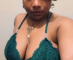 Waco's Wet Delight 💦✨ Chubby & Classy Fun Awaits! 🍑😘