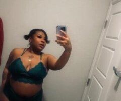 Waco's Wet Delight 💦✨ Chubby & Classy Fun Awaits! 🍑😘 - Image 2