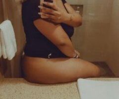 🚗🔥 Tacoma's Hottest Car Play with Leelee 💋💦 - Image 3