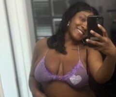 Unleash Your Desires with Honeybunn 😘💦🍑 - Memphis' Temptation - Image 3