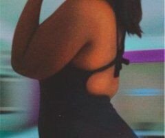 Auburn's Curvy Vixen 🍑💋 Indulge in Secrets 🔥💦 - Image 4