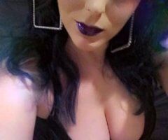 Palm Springs Temptress 😈 Ready to Play! 💋🍑