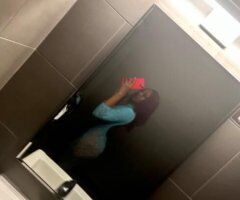 Tiny, Tempting & Tantalizing 💋 Seattle Car-Date Queen 🍑💦 - Image 9
