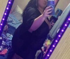 Curves Galore: Big Mama Awaits 💋🍑🔥 - Image 6