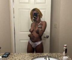 🔥 Hampton’s Tempting Treat 🍑💋 Ready to Play? - Image 3