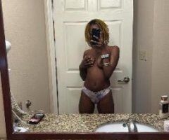 🔥 Hampton’s Tempting Treat 🍑💋 Ready to Play? - Image 5