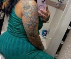 Texas' Sweet Temptation 🍑💦 Ready to Play! - Image 5