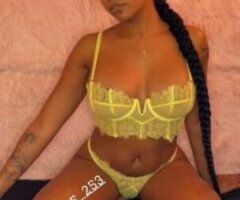Everett's Juicy Gem 🍑🔥 Unforgettable Fun Awaits 💋💦 - Image 2