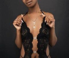 Petite Temptress 💋 Olympia's Secret 💦
