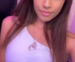 🌴 Island Dreamgirl Awaits 💋 Ready for Your Fantasy? 😘