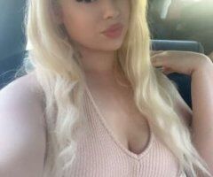 Petite Blonde Delight Ready for You 💋🍑🔥