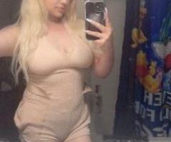 Petite Blonde Delight Ready for You 💋🍑🔥 - Image 5