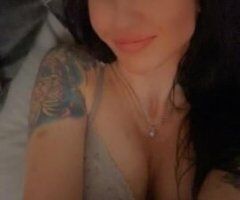 Northglenn's Naughty Gem 💦💋🍑😘 - Image 3