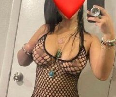 Memphis Magic: Soft Lips & Curves 🌟🍑💋 - Image 2