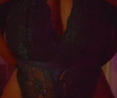 Newport's Naughty Retreat 💋🍑💦 Exclusive and Intimate - Image 4