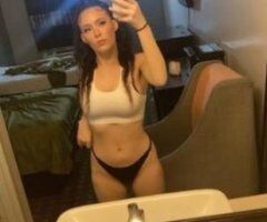 Nashville's Naughty Treat 🍑💋 Ready to Play, Daddy? 😘💦 - Image 3