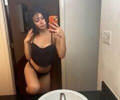 Spicy Mexican Delight 🌶️💋 Ready for Fun in Albuquerque! - Image 5