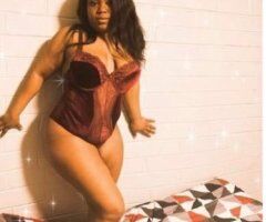 Sweet Temptation Awaits 💋🍑 Exclusive Allure in Valdosta!