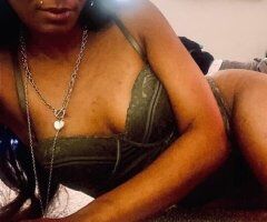 Craving Connection? 💋 I'll Cum to You 💦🍑 - Image 2