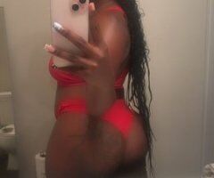 Miami's Wettest Delight 💦💋 Ready to Indulge? 🍑💫 - Image 4