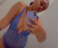 Wet & Wild Rides 🚗💋 Dive Into Pleasure 💦🍑 - Image 5