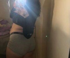 Milwaukee's Sweetest Temptation 🍑💦 Ready to Play? 😘 - Image 4