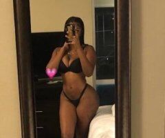 Lauren's Juicy Secrets Await 🍑💦💋 - Charlotte Fun! - Image 2