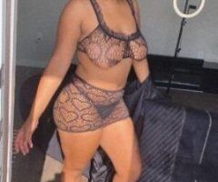 💋✨ Austin's Splash Queen Awaits 🍑💦 Book Now! - Image 11