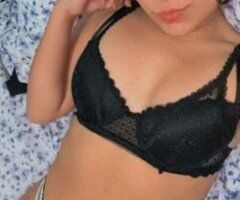 🔥 Sensual White-Hot Temptress in Miami 💋💦 - Image 2