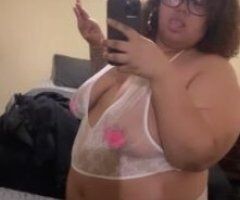 🥵 Curvy Temptress & Friend Awaiting Your Desire 💋💦 - Image 3