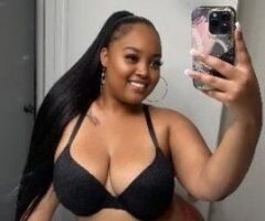 Thick Ebony Goddess Awaits 🍑💦 Ready to Indulge You!